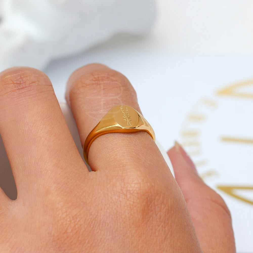 Handgraverad Ring med Gravyr av Vilda Blommor, Teblad, Lavendel eller Solros