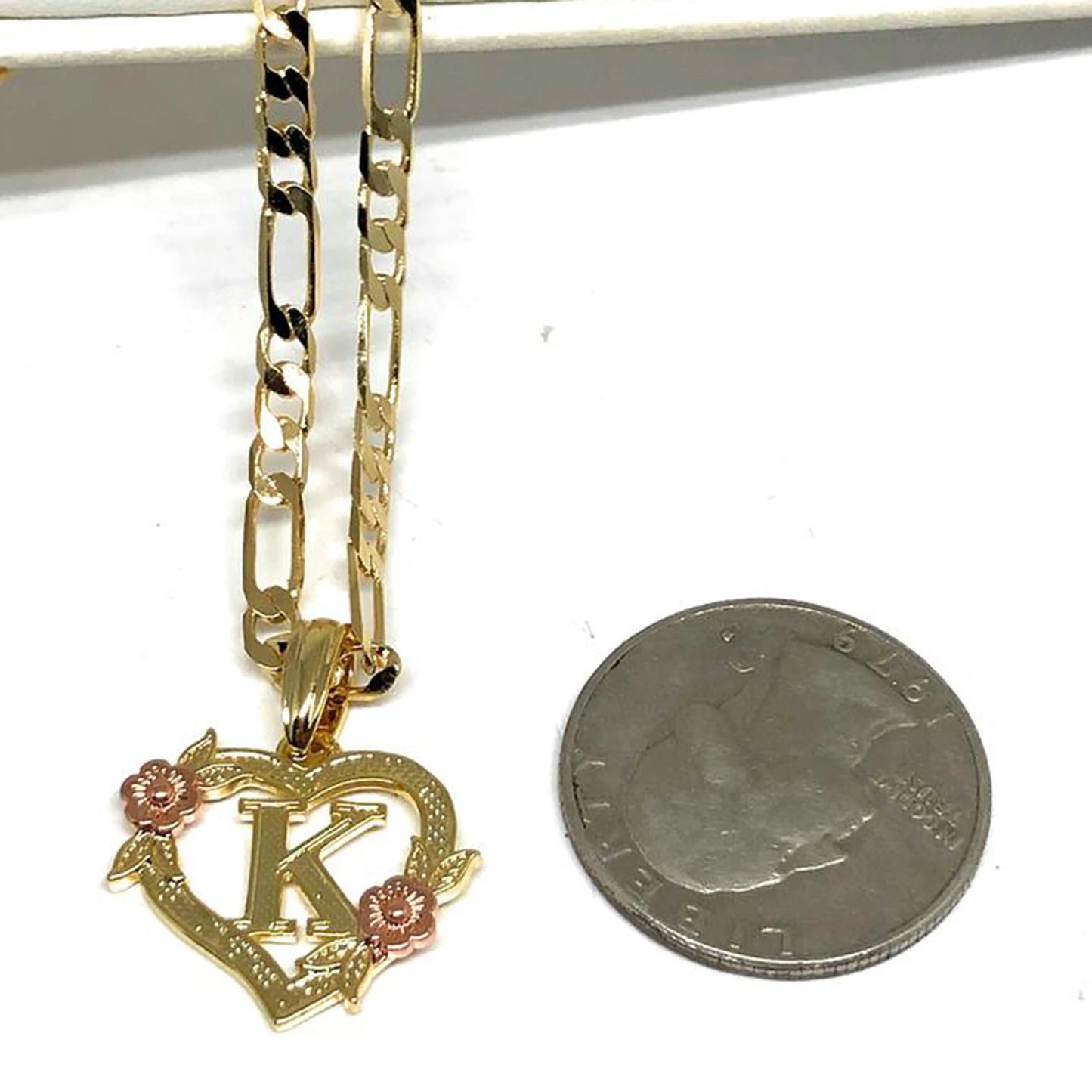 Hjärthalsband med initial i guldplätering