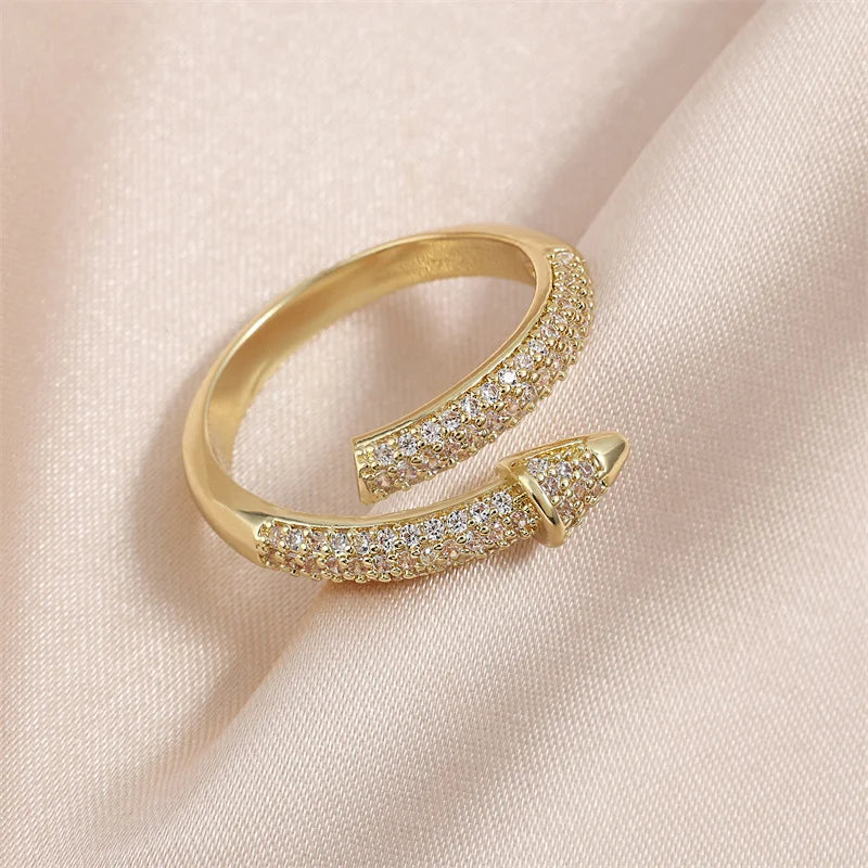 Modepil Cubic Zirconia Ring