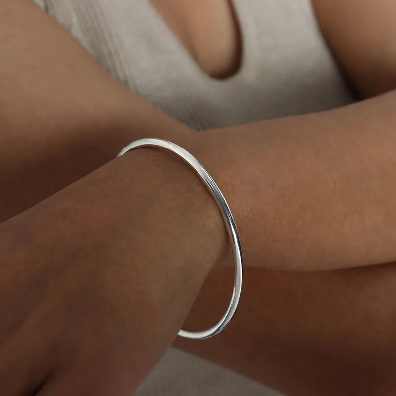Elegant Armring i Rostfritt Stål