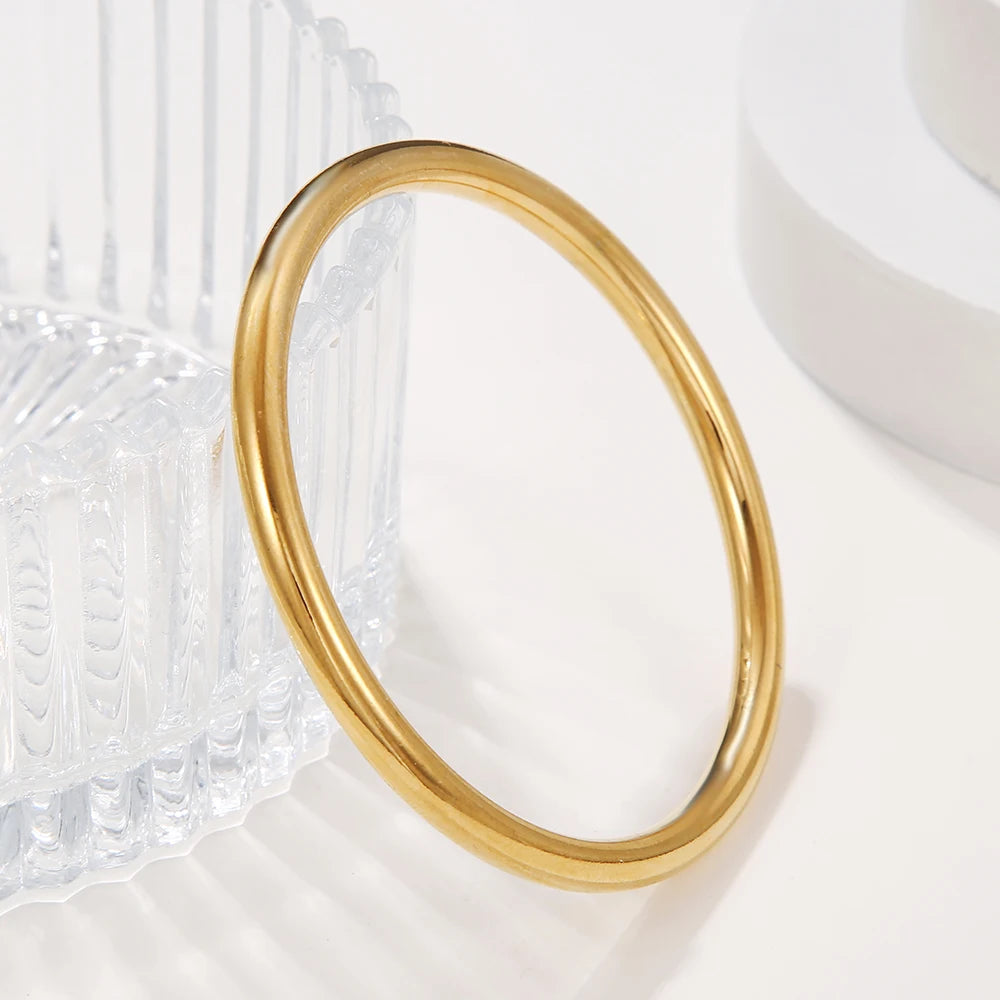 Elegant Armring i Rostfritt Stål