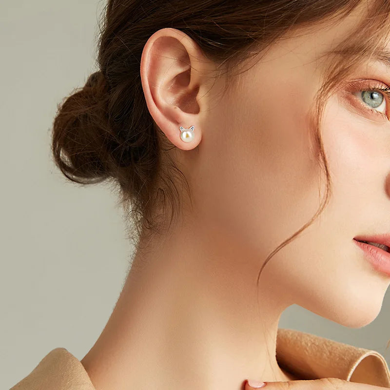 Mini Kattörhängen Studs med Pärla