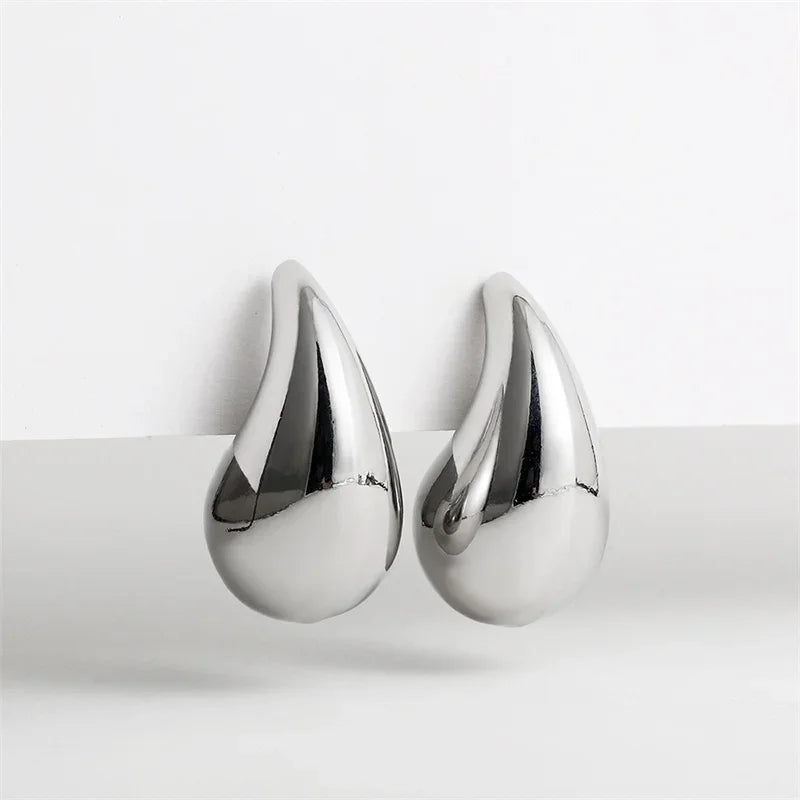 WATERDROP STUDS Gold
