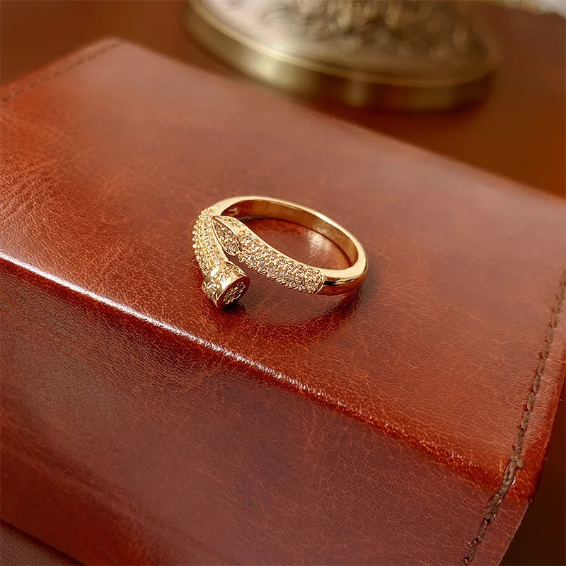 Modepil Cubic Zirconia Ring