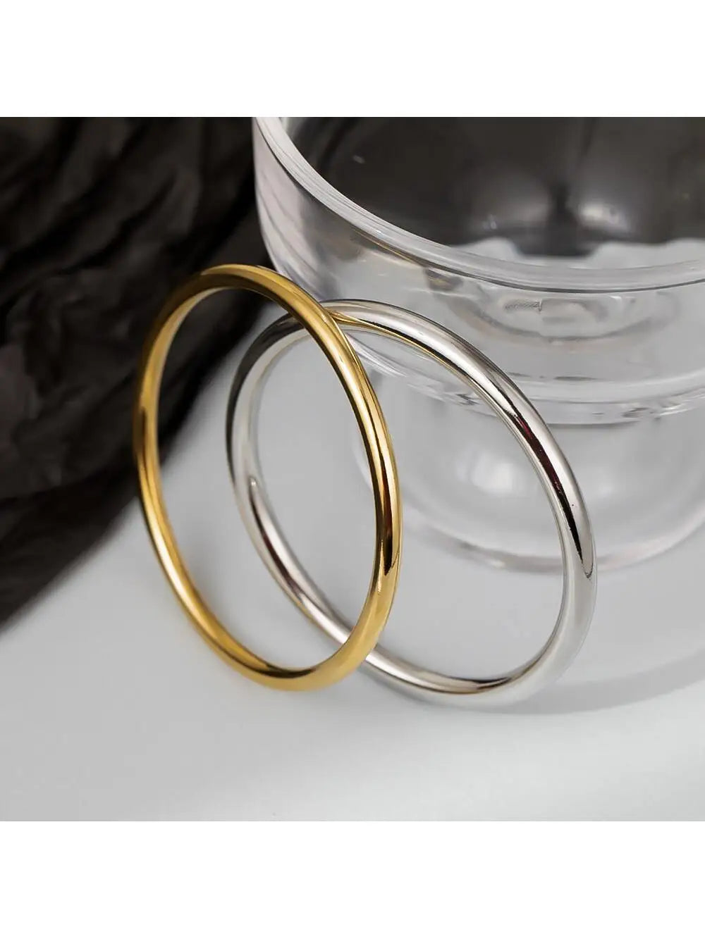 Elegant Armring i Rostfritt Stål