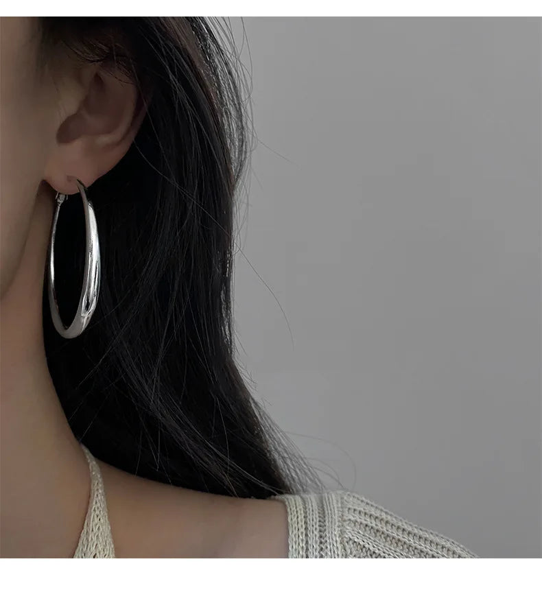 LARGE HOOP EARRINGS Silver