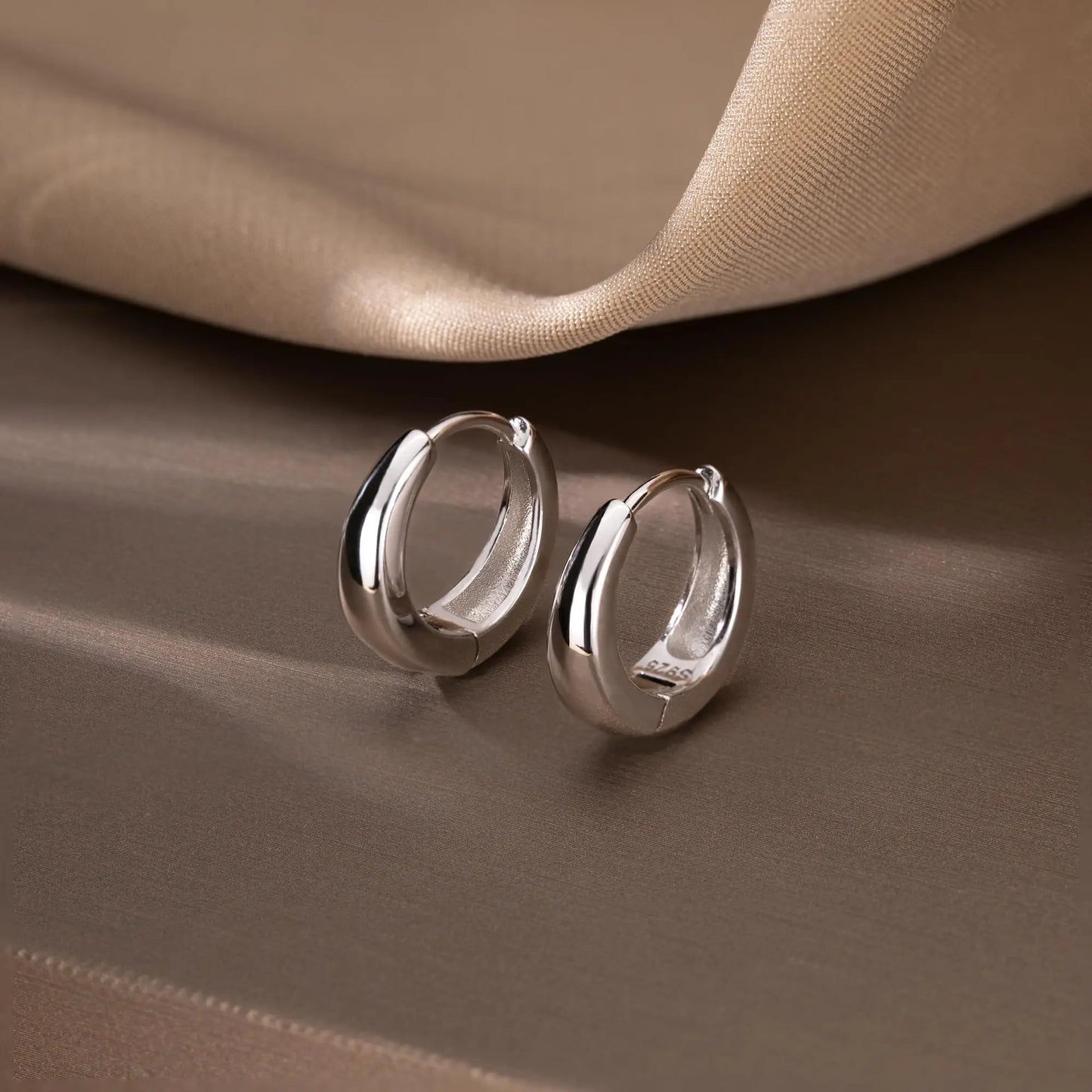 Cirkelformade Hängande Hoops Örhängen