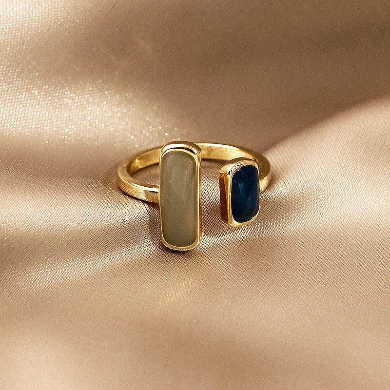 Retro Elegant Ring