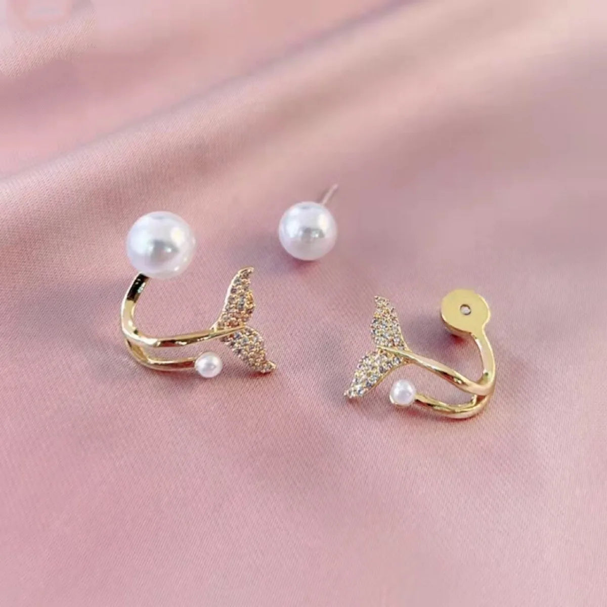 Dolphin STUDS