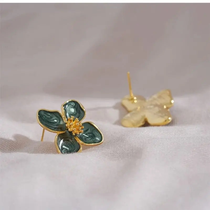 Blomsterstuds Vintage Örhängen