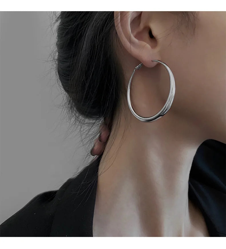 LARGE HOOP EARRINGS Silver