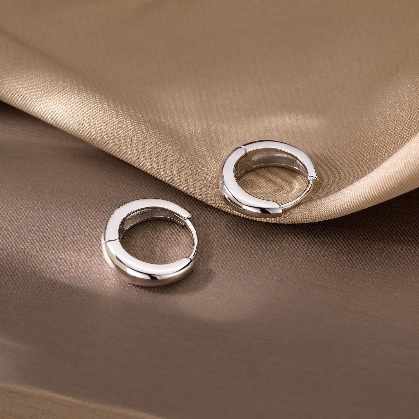 Cirkelformade Hängande Hoops Örhängen