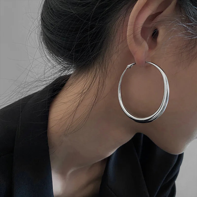 LARGE HOOP EARRINGS Silver