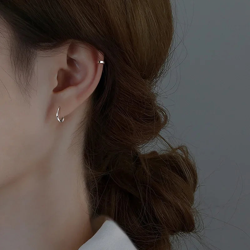 ROUND STUD EARRINGS Gold